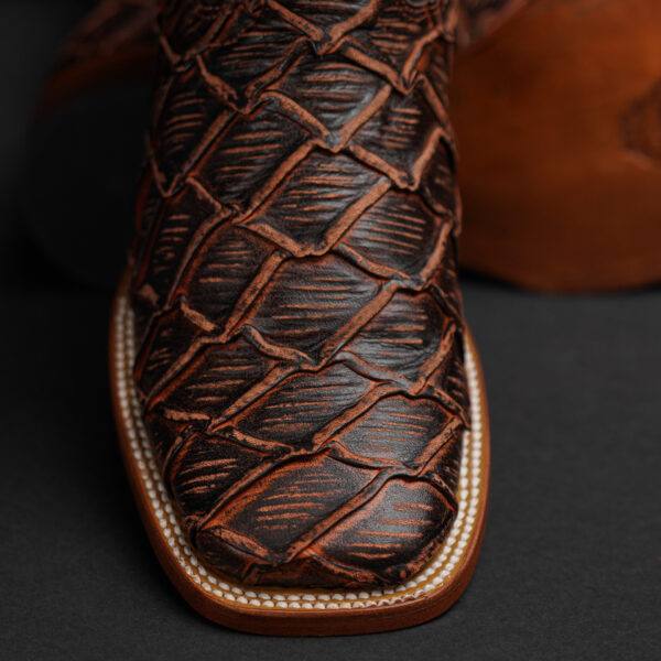 Cognac Pirarucu – Square Toe