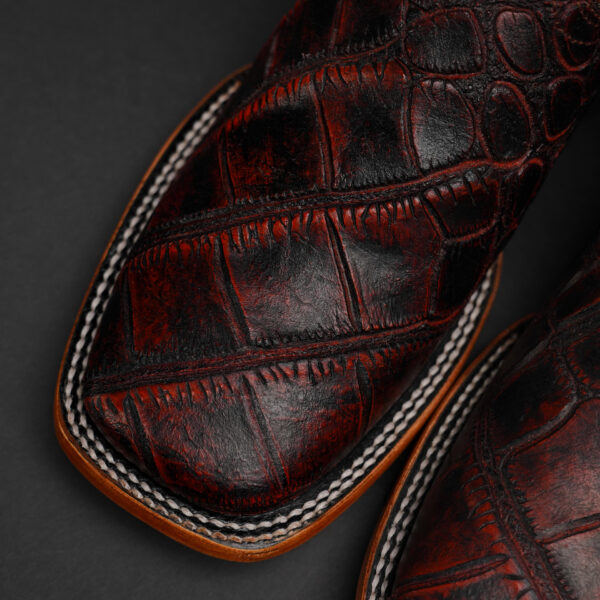 Cognac  Alligator - Square Toe