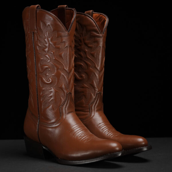 Brown Cowhide – Round Toe