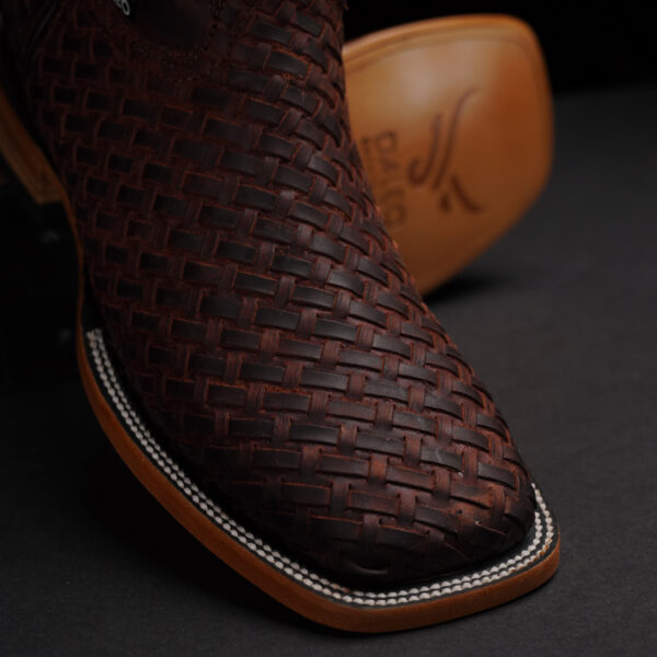 Cognac Basketweave – Square Toe