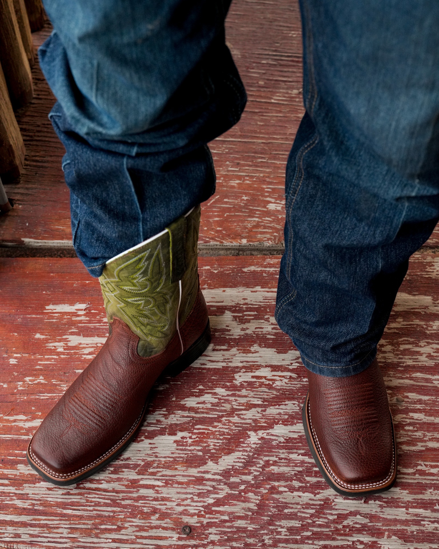 Flyweight Cognac Bullhide - Heritage Square Toe - Image 3