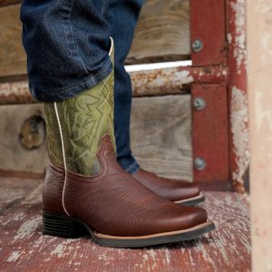 Flyweight Cognac Bullhide - Heritage Square Toe
