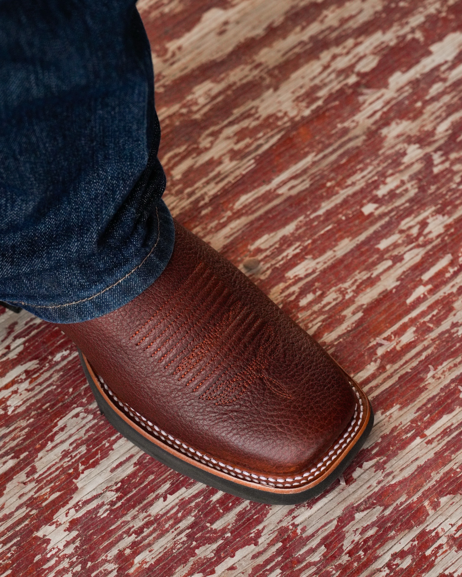 Flyweight Cognac Bullhide - Heritage Square Toe - Image 5