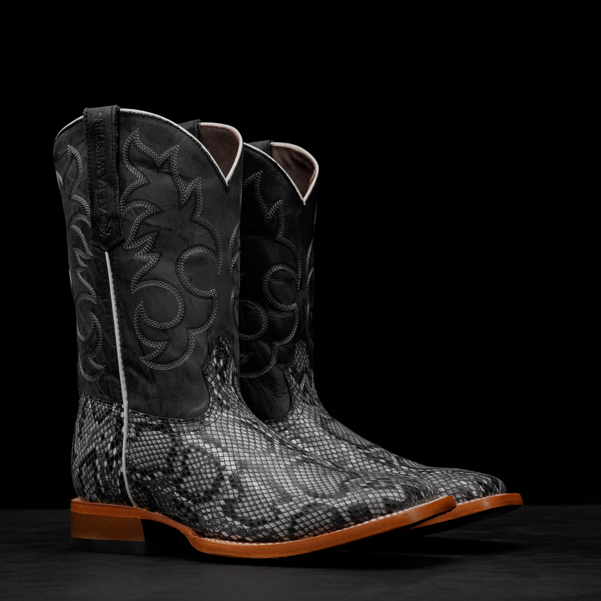 Eclipse Python Belly – Heritage Square Toe